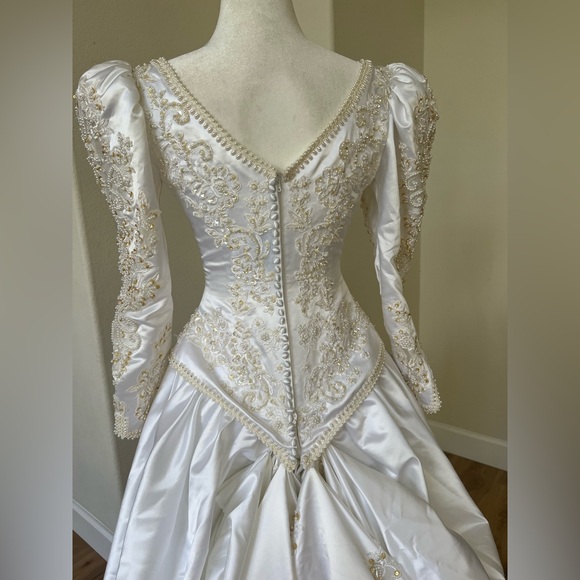 Vintage 1980s Pearl Beaded Wedding Gown | Basque Waist | Cathedral Train - Picture 3 of 16